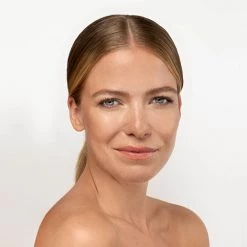 Lavinde Natural Glow Liquid Foundation 207 Beige -salling Salg 5700002067739 2