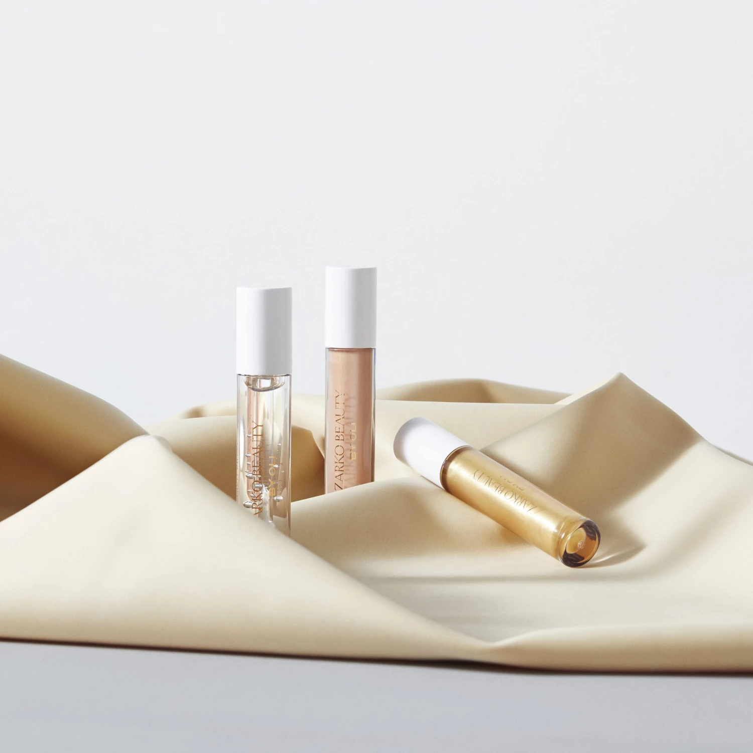 Zarko Beauty By Oli High Gloss 002 Nudity 3 Zarko Beauty By Oli High Gloss 002 Nudity - Billede 3