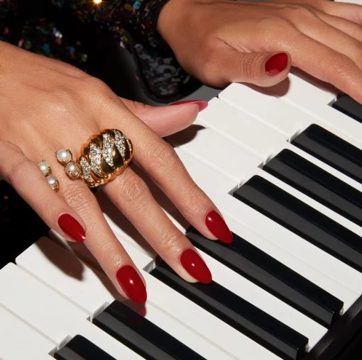 CND Vinylux Nail Polish 364 Devil Red 7 CND Vinylux Nail Polish 364 Devil Red -salling Salg 639370008318 3