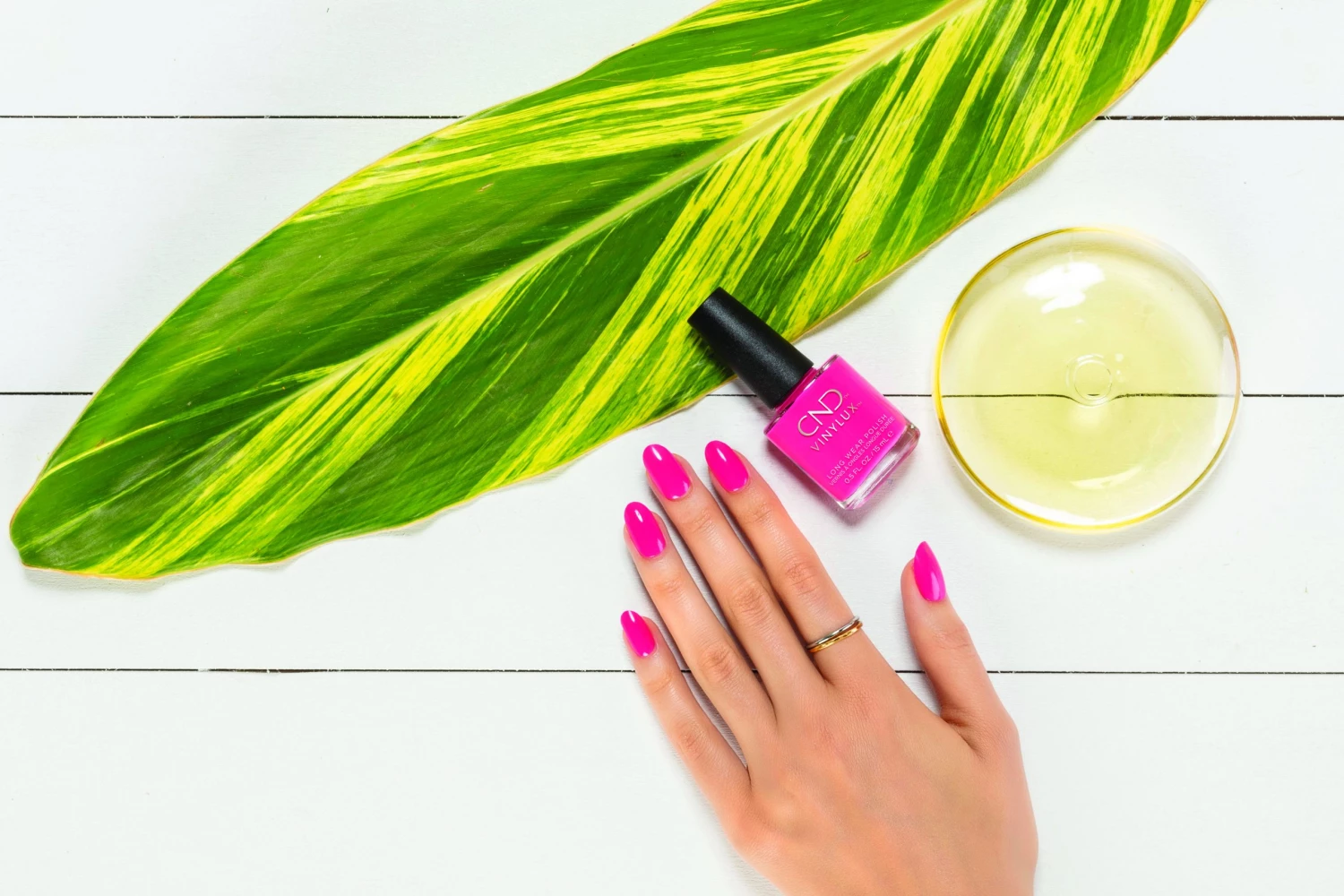 CND Vinylux Nail Polish 134 Pink Bikini 2 CND Vinylux Nail Polish 134 Pink Bikini - Billede 2