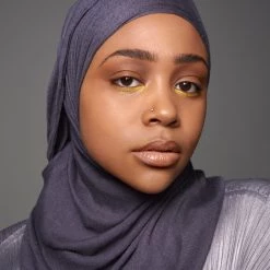 MAC Pro Longwear Nourishing Waterproof Foundation NC44 -salling Salg 773602440726 1