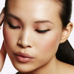 MAC Glow Play Blush Grand -salling Salg mac glow play blush grand 5