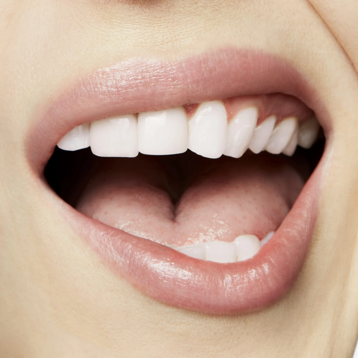 MAC Glow Play Lip Balm Halo At Me 3 MAC Glow Play Lip Balm Halo At Me - Billede 3