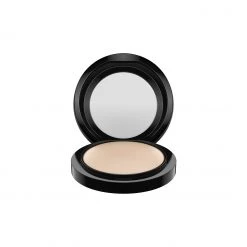 MAC Mineralize Skinfinish/Natural Light Plus