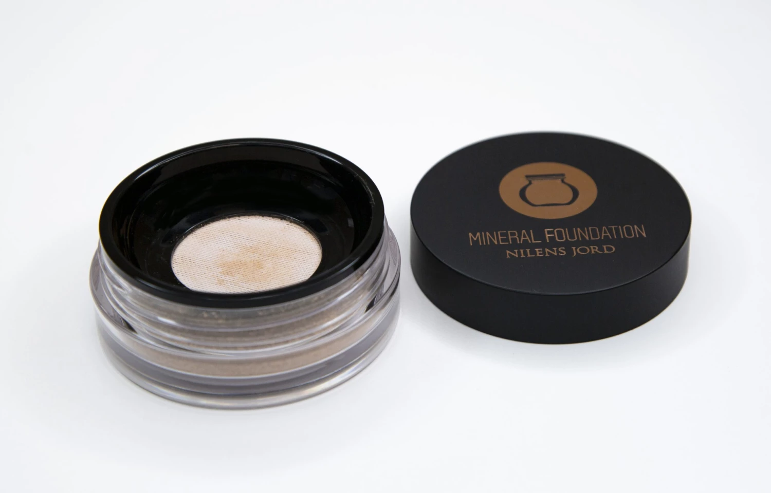 Nilens Jord Mineral Foundation Loose Oak 1 Nilens Jord Mineral Foundation Loose Oak